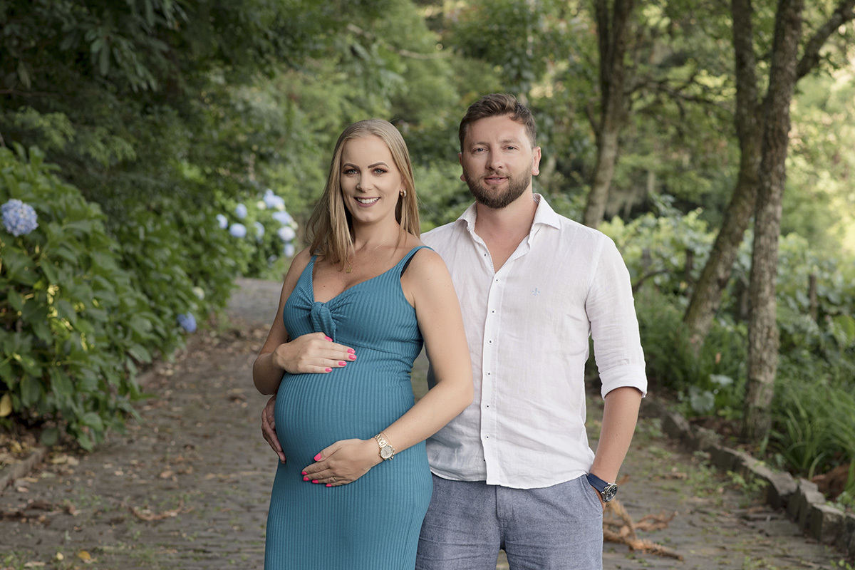 Foto de gestante em caxias do sul fotografa morgana perini casal vestido azul