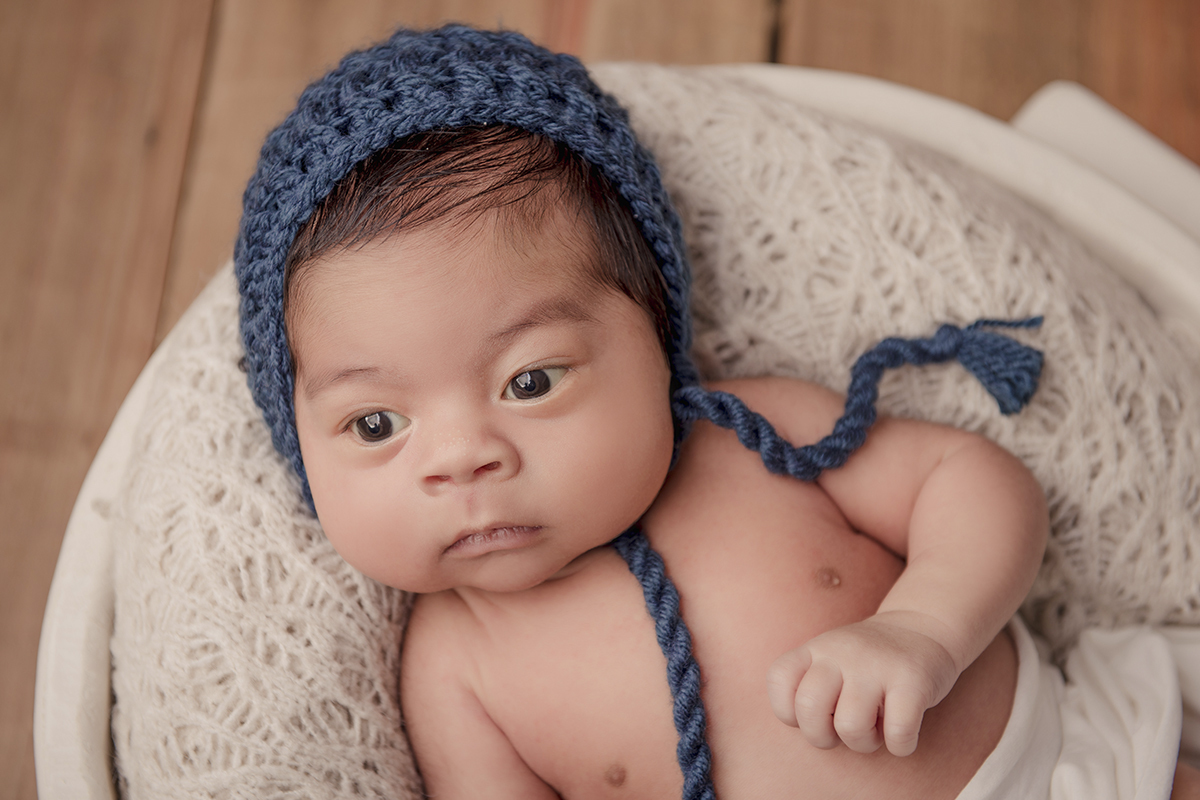 Foto de bebe em caxias do sul fotografa morgana perini bebe lindo touca azul
