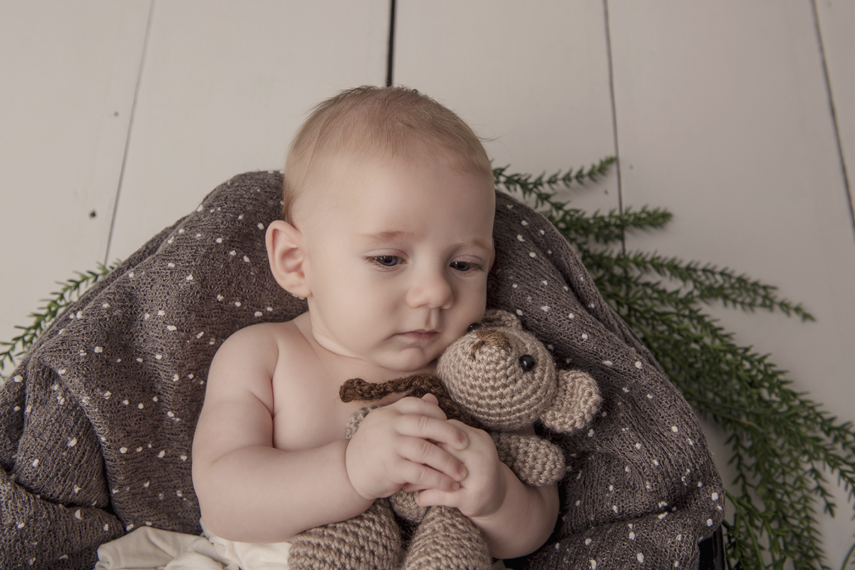 Foto de bebe em caxias do sul fotografa morgana perini bebe ursinho tons de marrom