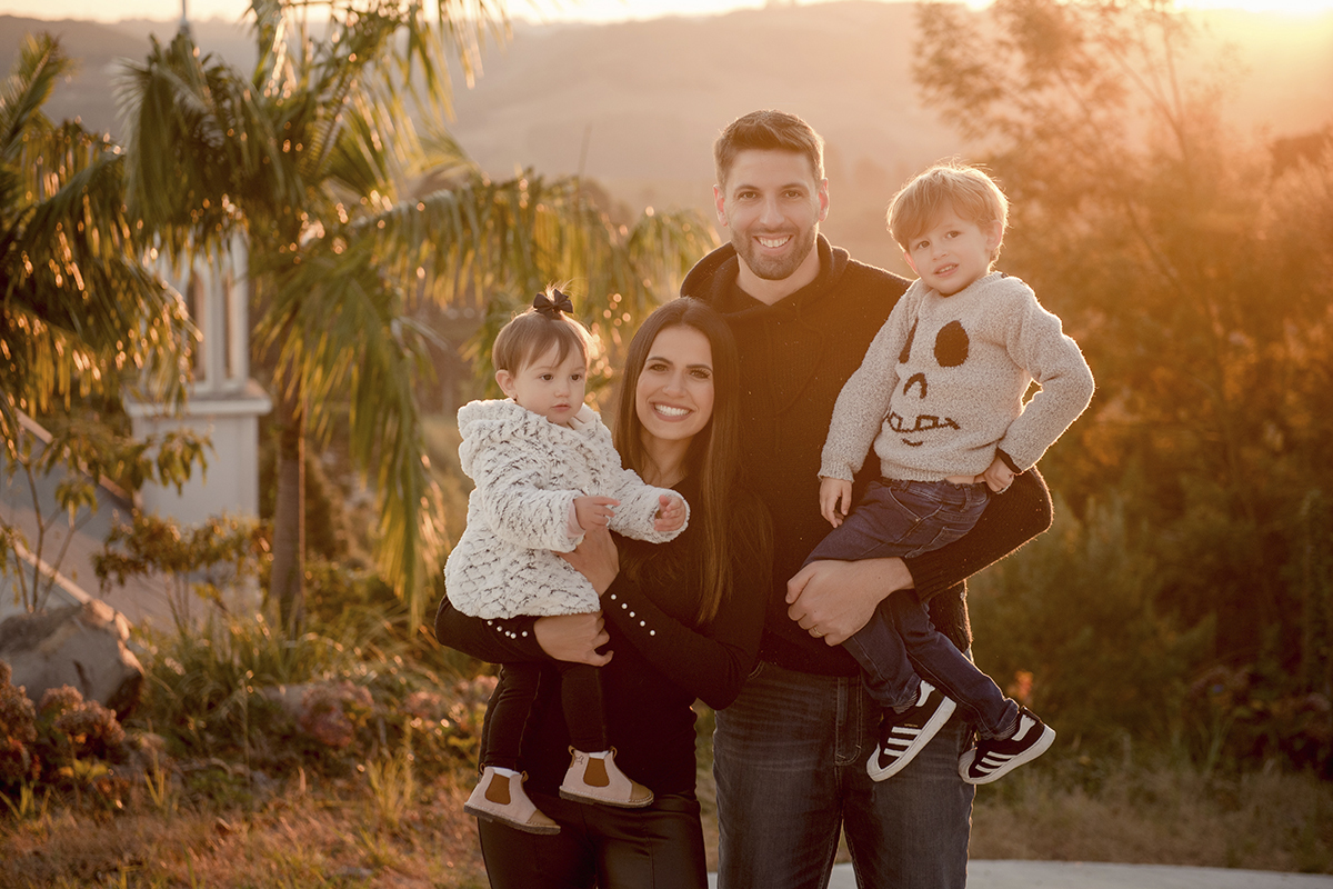 Foto de familia em caxias do sul fotografa morgana perini familia entardecer