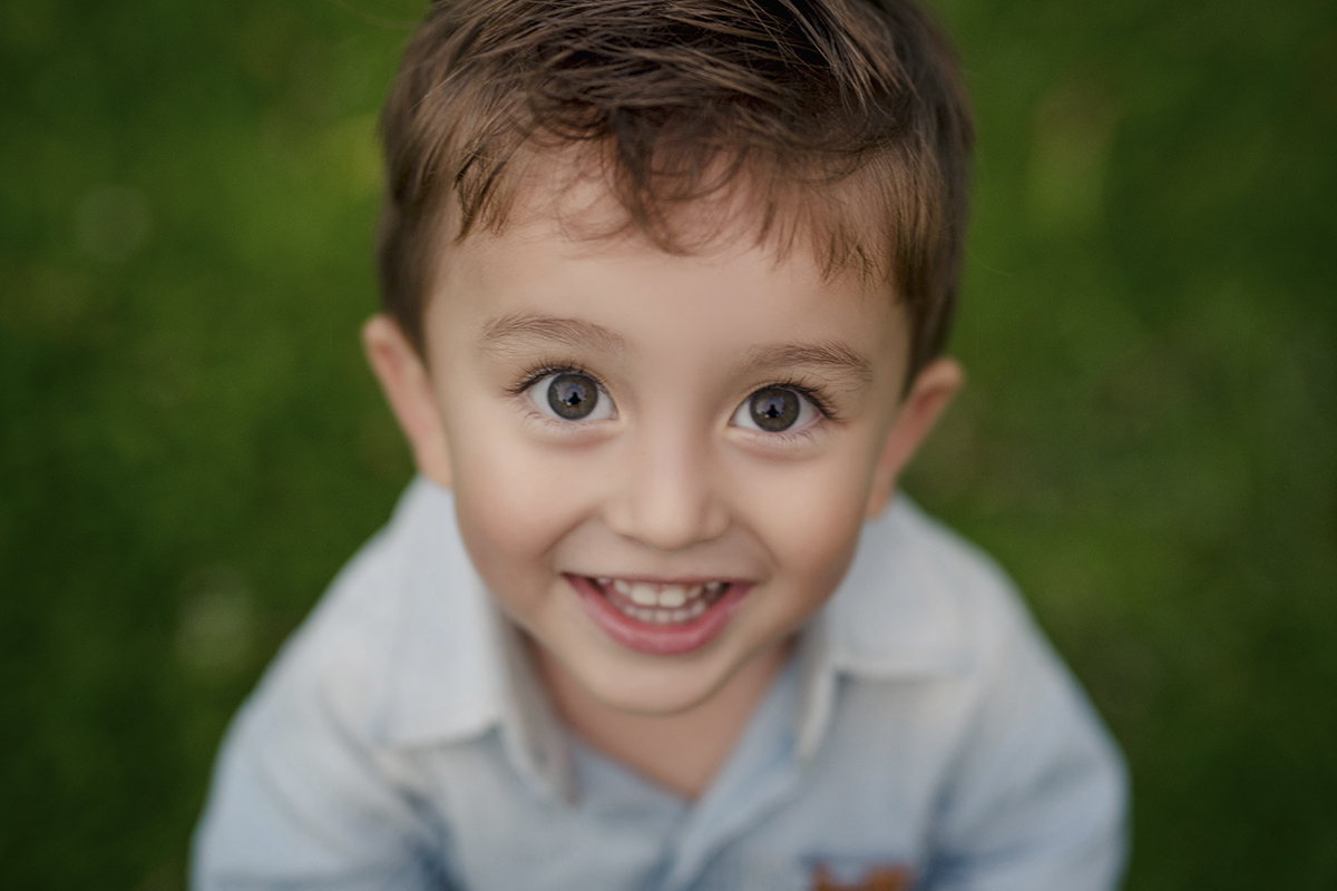 Foto de gestante em caxias do sul fotografa morgana perini olhos verdes foco menino 