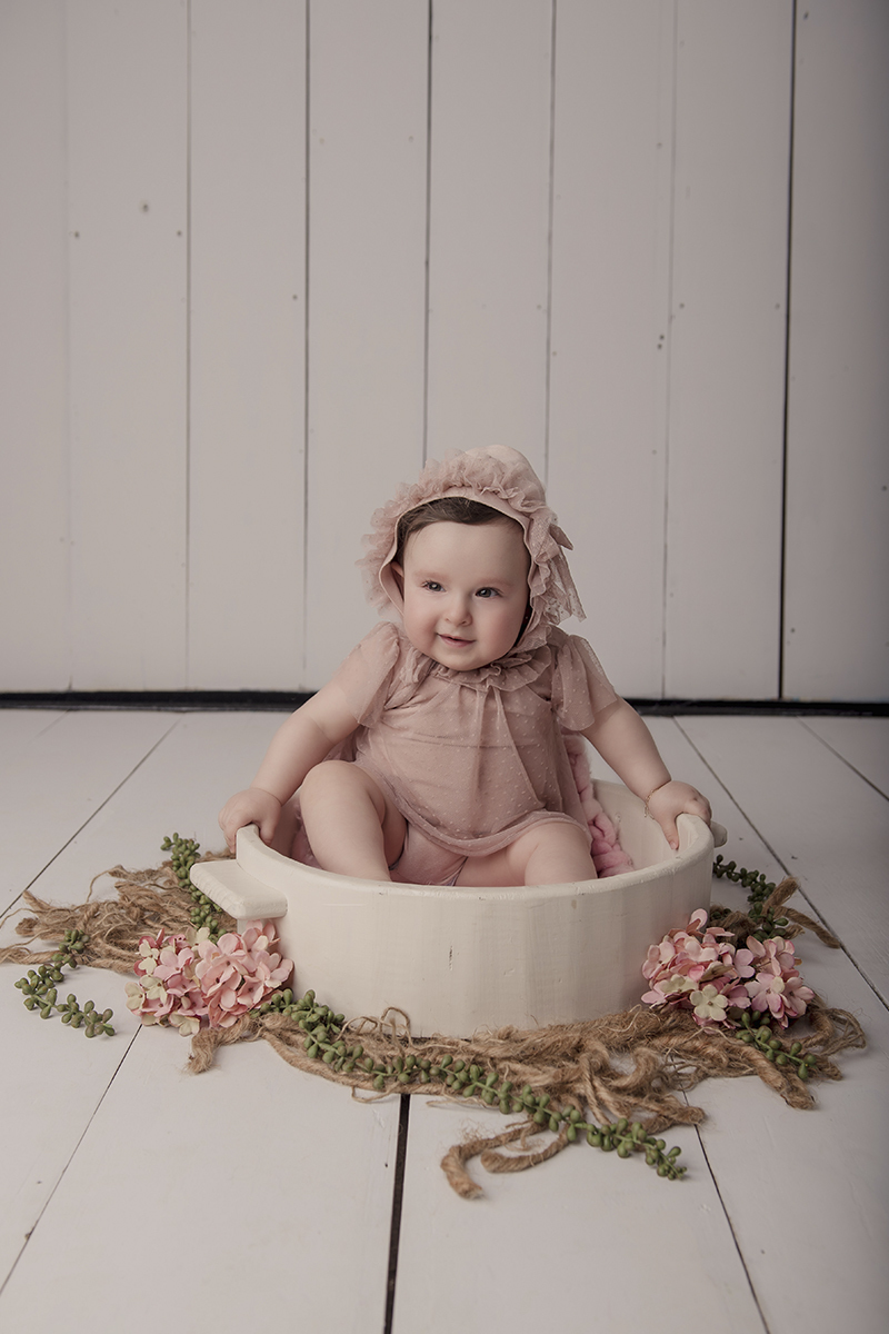 Foto de bebe em caxias do sul fotografa morgana perini bebe flores rosas verde