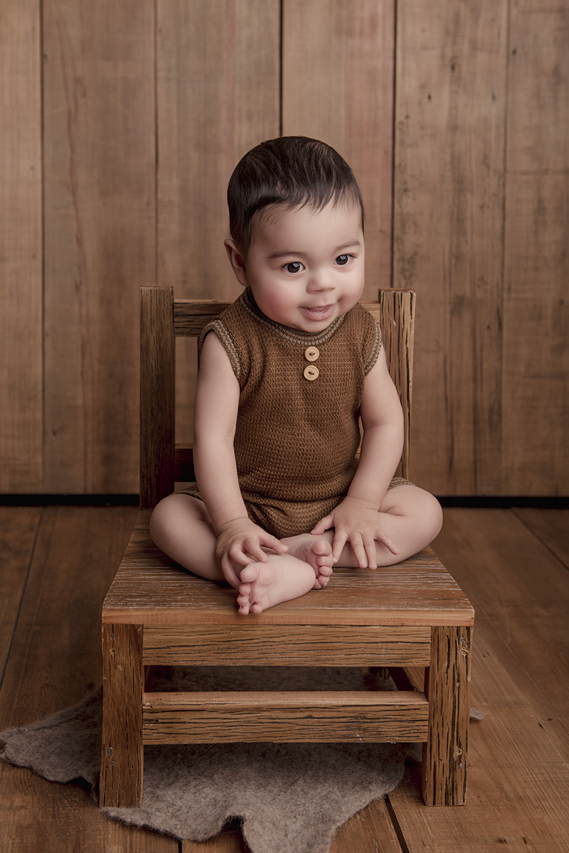 Foto de bebe em caxias do sul fotografa morgana perini menino de marrom moreno