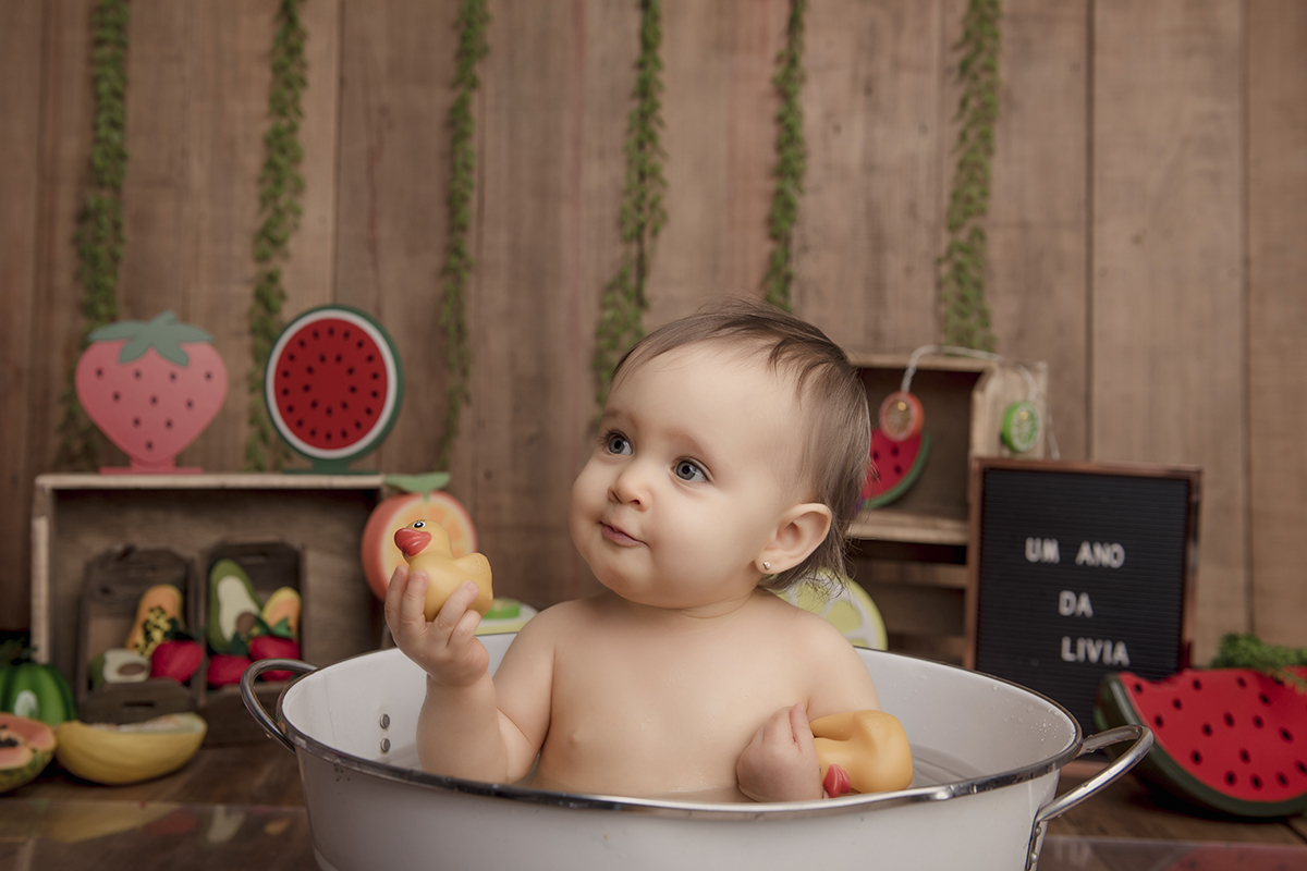 Foto de smash em caxias do sul fotografa morgana perini bebe banheira
