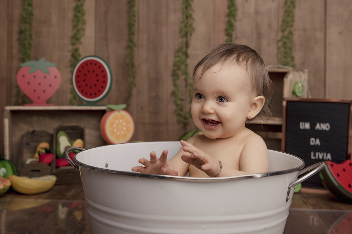 Foto de smash em caxias do sul fotografa morgana perini bebe batendo na agua
