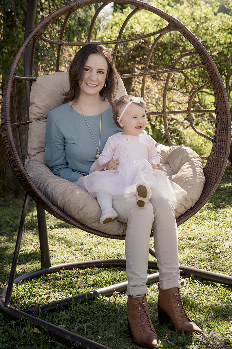 Foto de smash em caxias do sul fotografa morgana perini menina e mae balanço