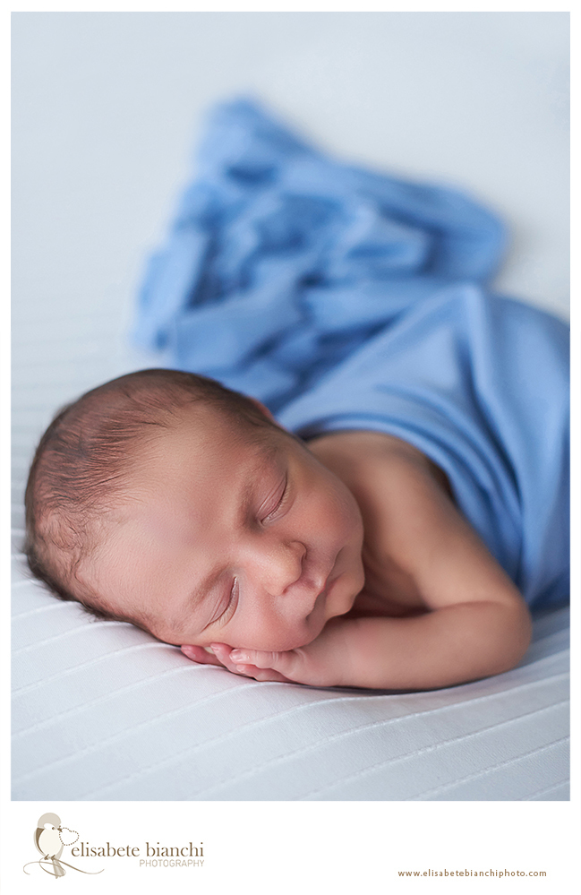 newborn tranquilo fotografia de recém-nascido Caxias do Sul