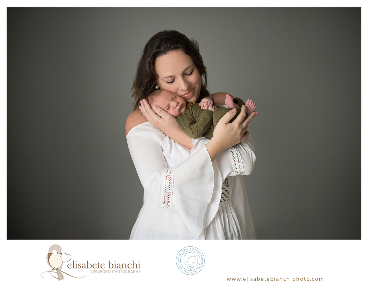 newborn fotografia de recém nascido mãe Caxias do Sul