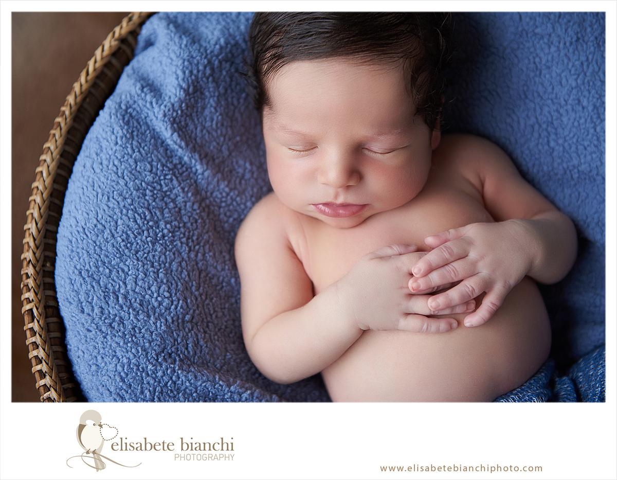 Newborn fofo ensaio fotográfico recém-nascido Caxias do Sul