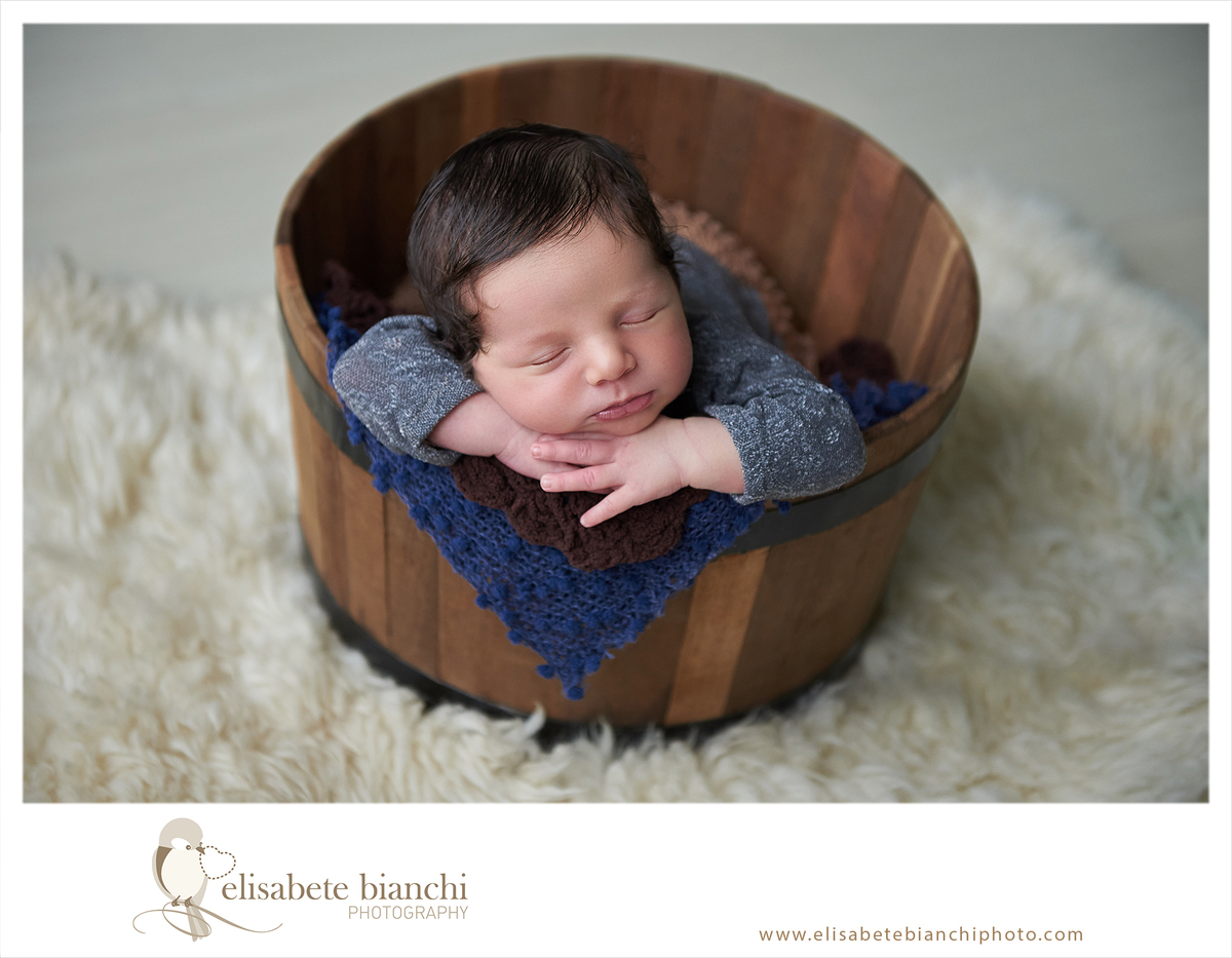 Newborn fofo ensaio fotográfico recém-nascido Caxias do Sul