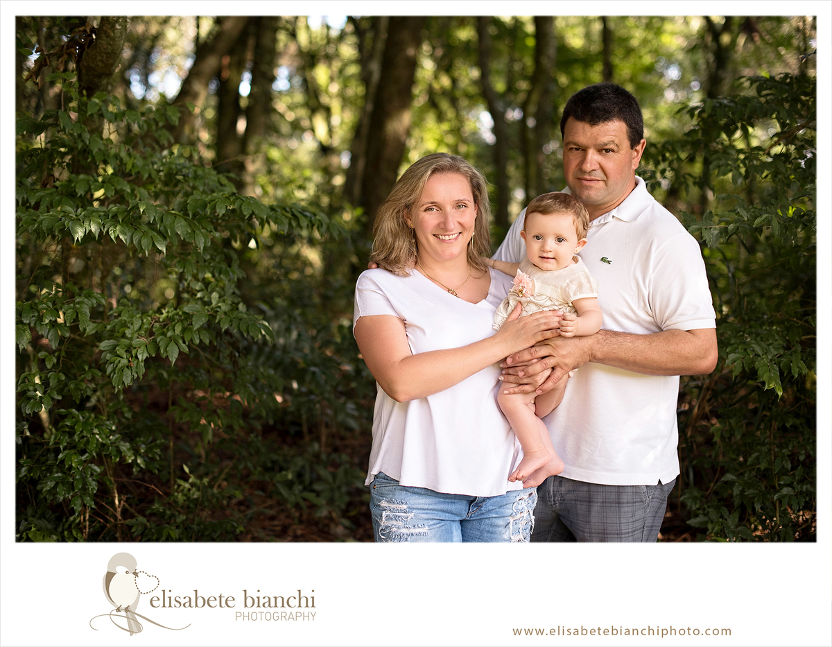 ensaio 9 meses acompanhamento fotográfico de bebê Caxias do Sul família 