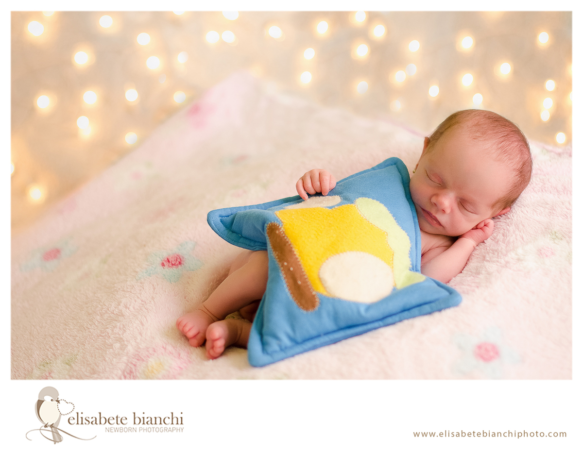 Newborn gêmeas fotografia recém-nascidos em casa no domicílio Caxias do Sul