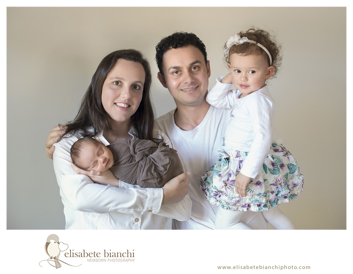 Newborn do caçula ensaio fotográfico newborn no domicílio família Caxias do Sul