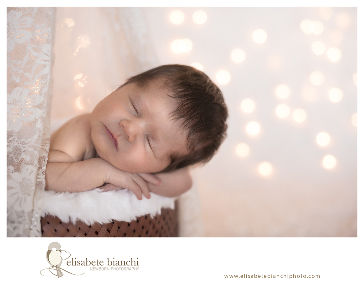 bebê música paz  ensaio newborn sessão fotográfica recém-nascido no domicílio em casa Caxias do Sul