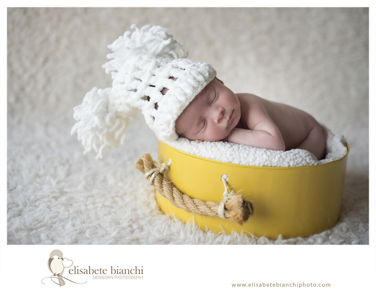 Newborn junto da família sessão fotografia recém-nascido no domicílio em casa Caxias do Sul
