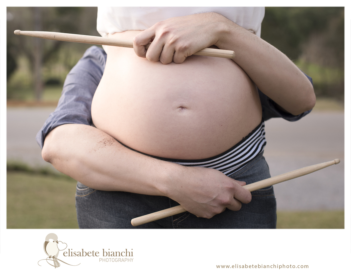 Sessão gestante externa barriga baquetas Caxias do Sul