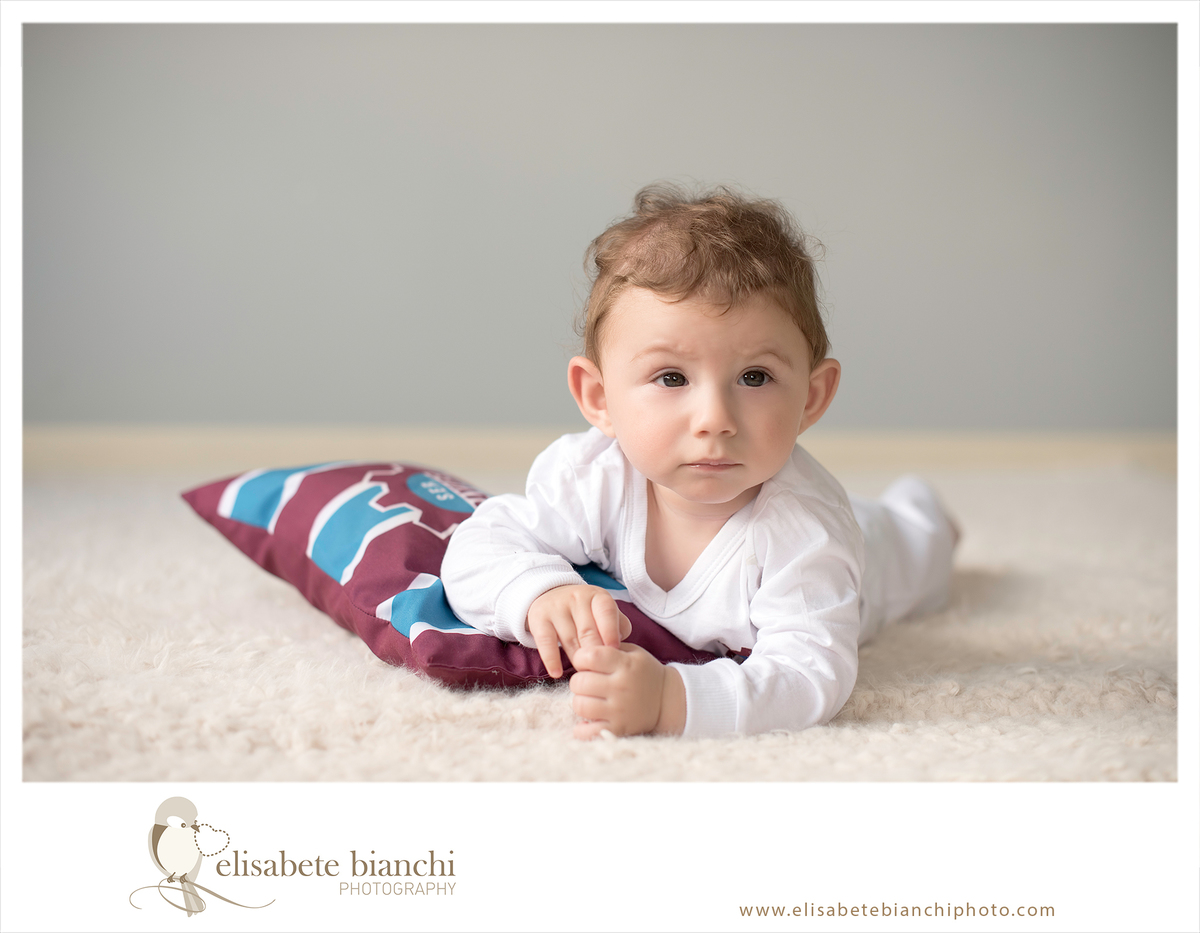 Fotos 7 meses bebê acompanhamento fotográfico semestral Caxias do Sul