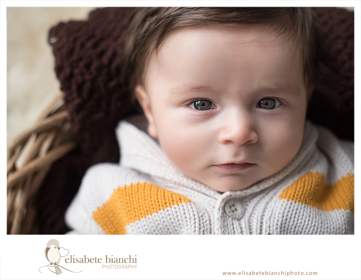 sessão de 4 meses ensaio acompanhamento fotográfico bebê Caxias do Sul 