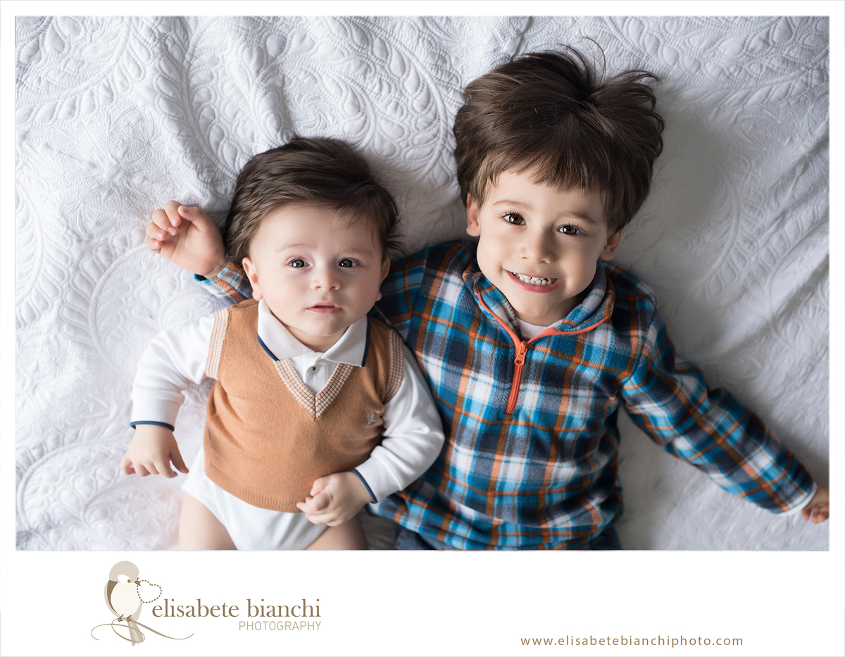 sessão de 4 meses ensaio acompanhamento fotográfico bebê Caxias do Sul 