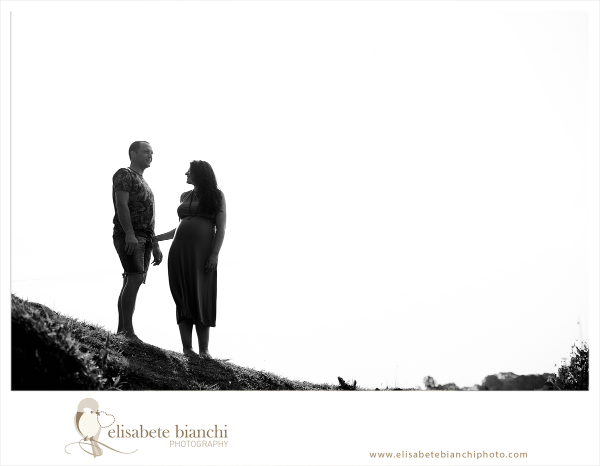 Gestação em fotos ensaio fotográfico externo Caxias do Sul conexão com a natureza