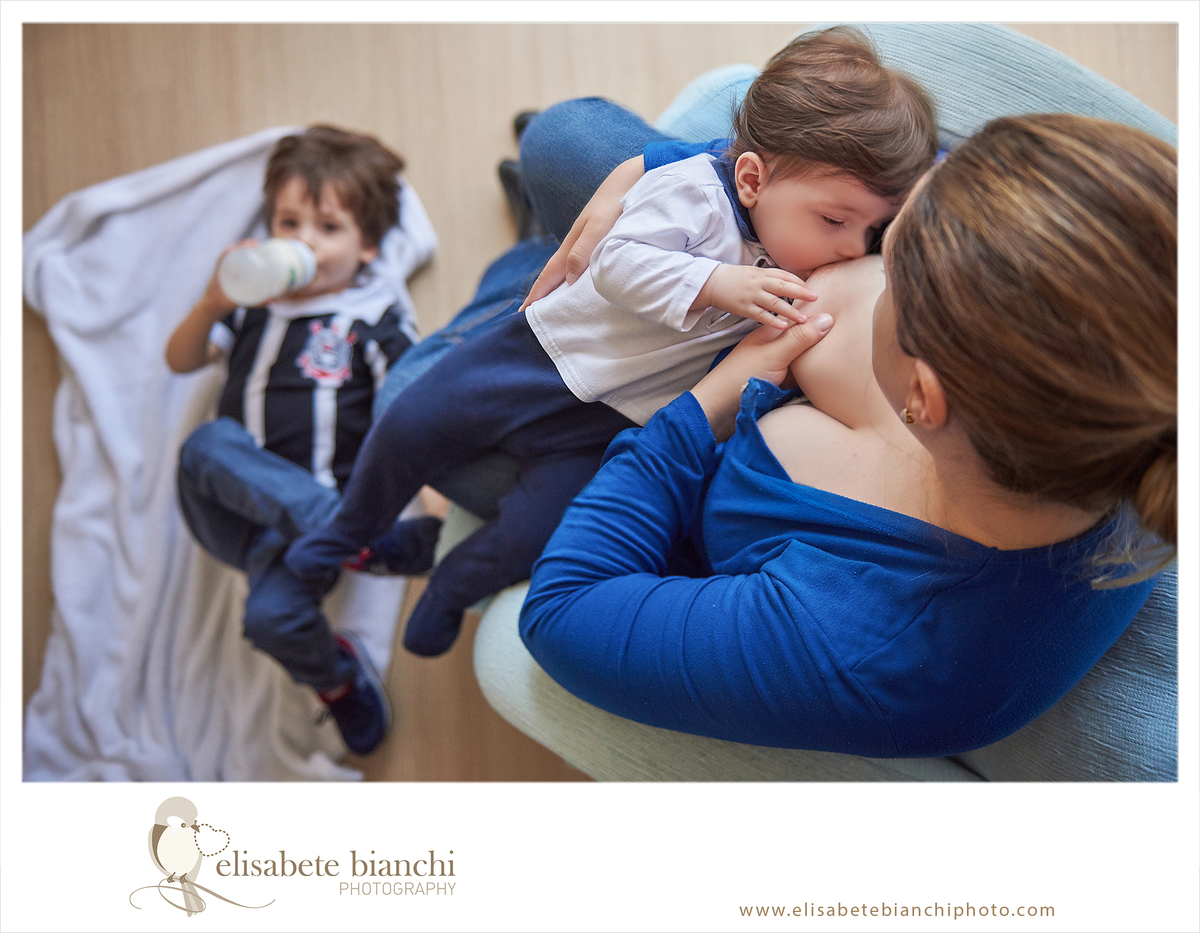 8 meses ensaio bebê no domicílio sessão fotográfica em casa Caxias do Sul