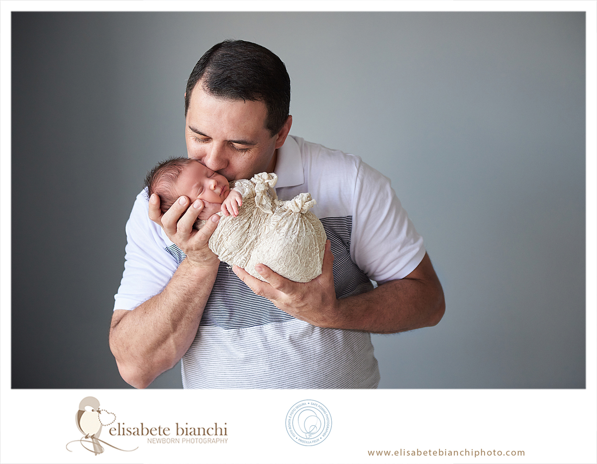 Newborn menina ensaio recém-nascido sessão de fotos newborn paiCaxias do Sul
