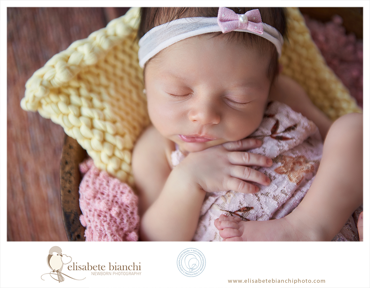 Newborn menina ensaio recém-nascido sessão de fotos newborn Caxias do Sul