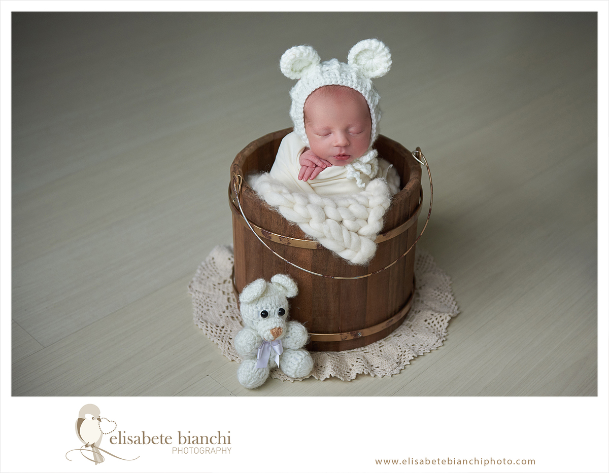 Newborn tons pasteis ensaio recém-nascido Caxias do Sul