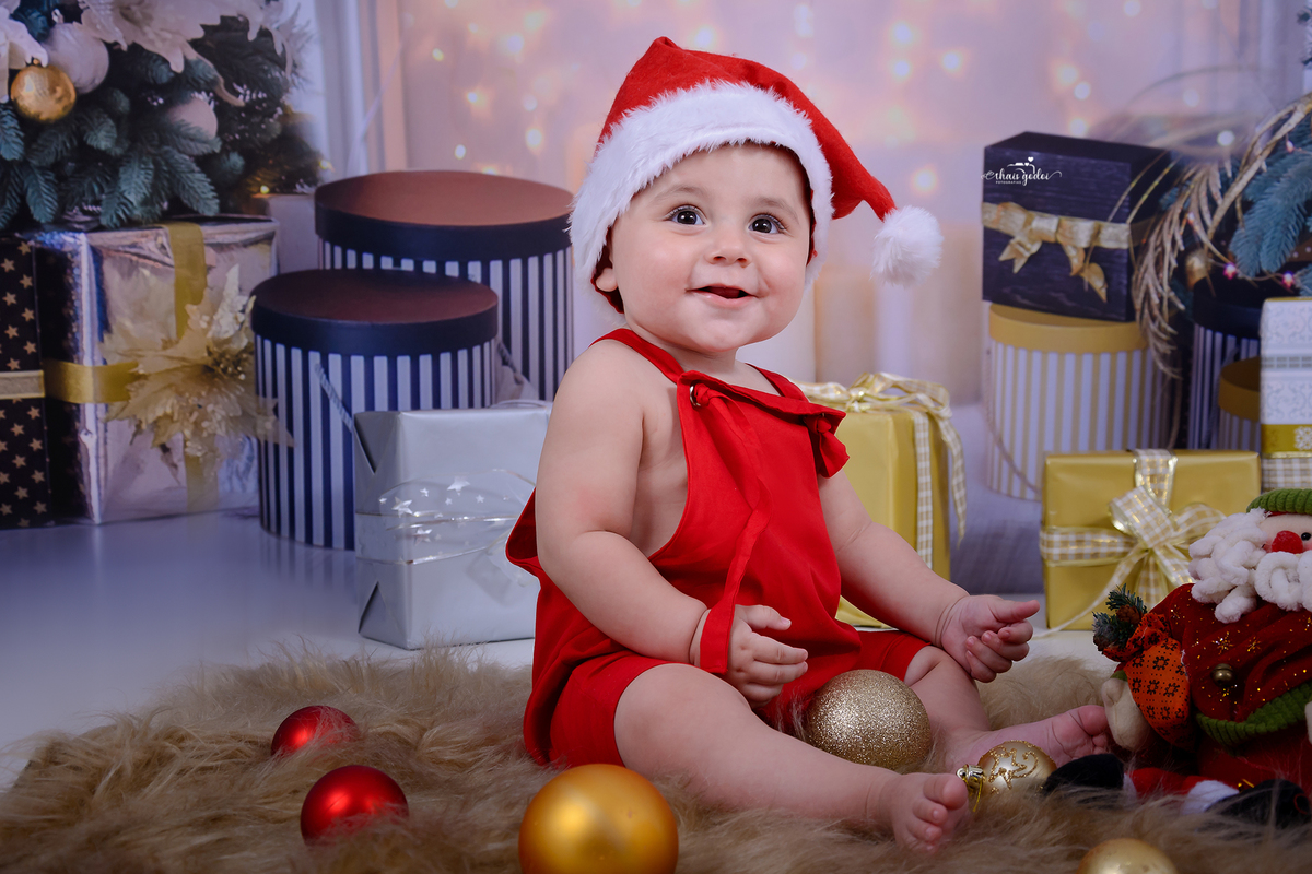 Bebê 8 meses - acompanhamento bebê 8 meses - acompanhamento bebê -ensaio bebê Natal