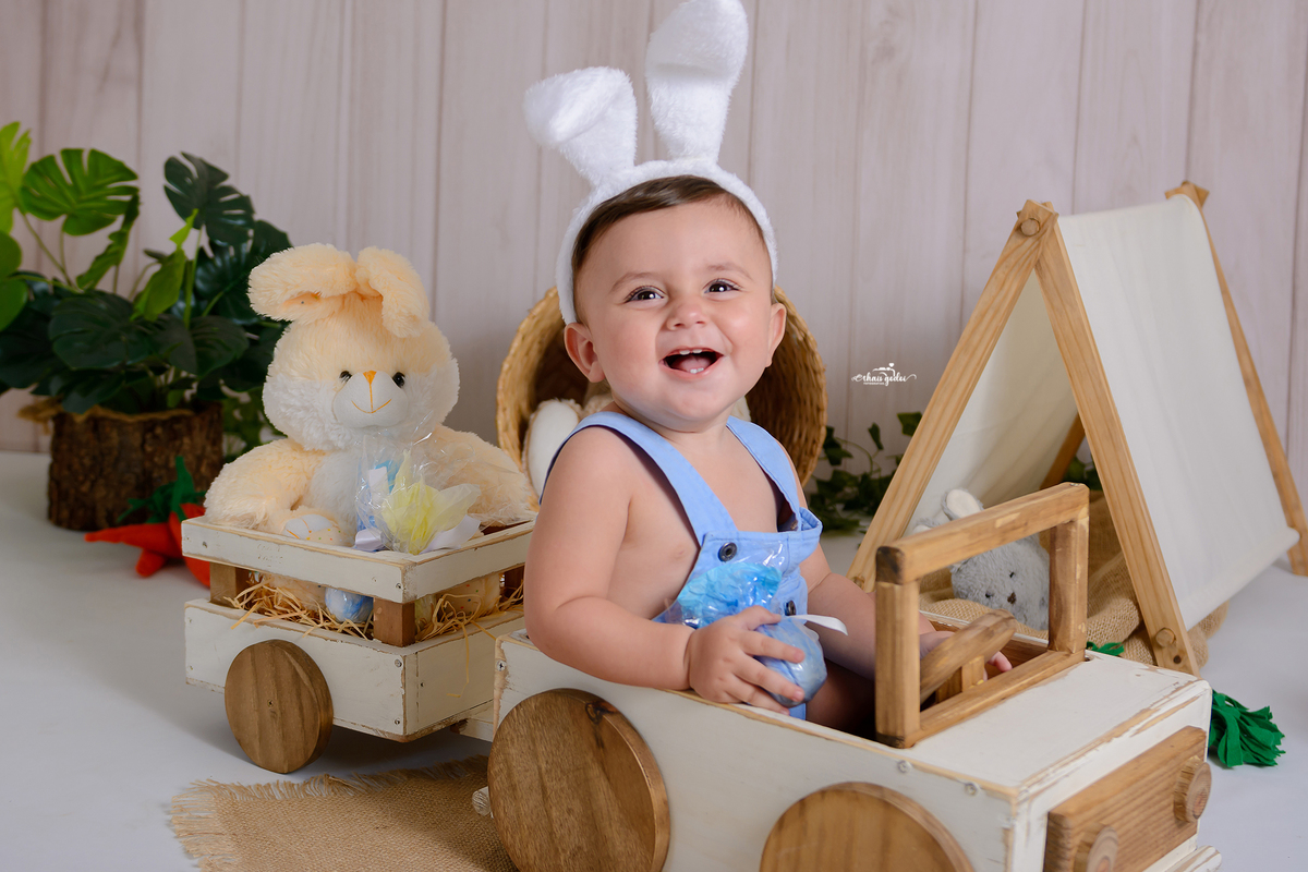 Bebê 11 meses - acompanhamento bebê 11 meses - acompanhamento bebê -ensaio bebê páscoa