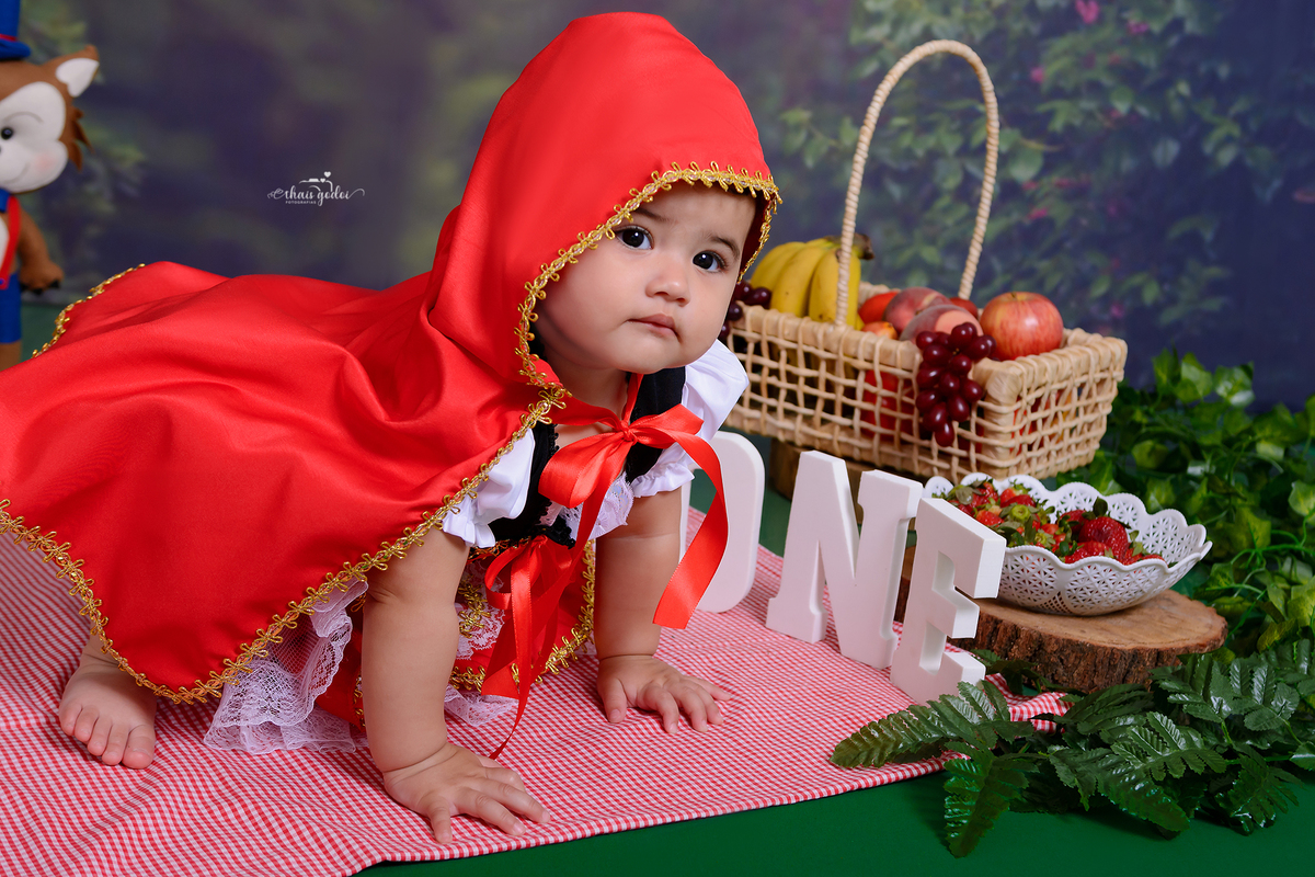 ensaio bebê 1 aninho, ensaio chapeuzinho vermelho