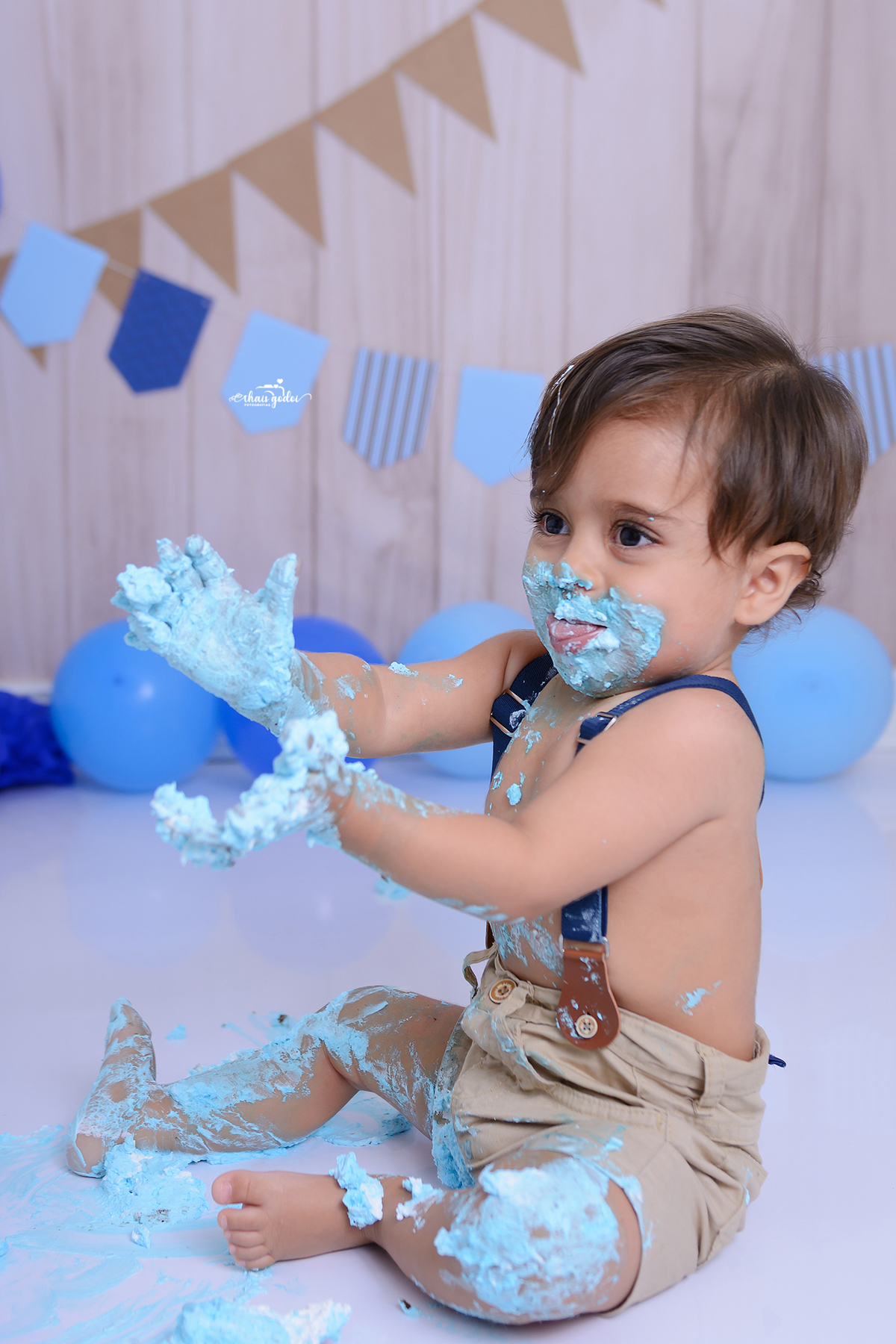 Ensaio de 1 aninho, smash the cake clean, ensaio 1 ano clean, ensaio com bolo,smash the cake em São Pedro-SP