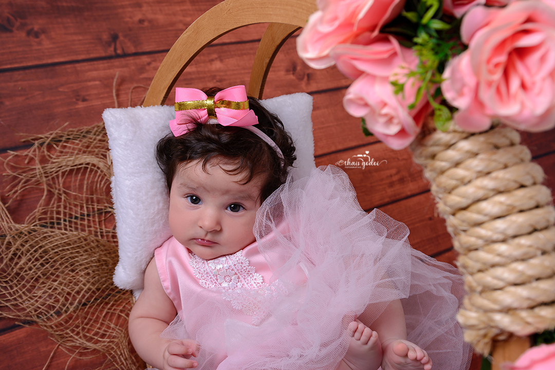 ensaio bela adormecida, acompanhamento bebê menina, princesa Aurora