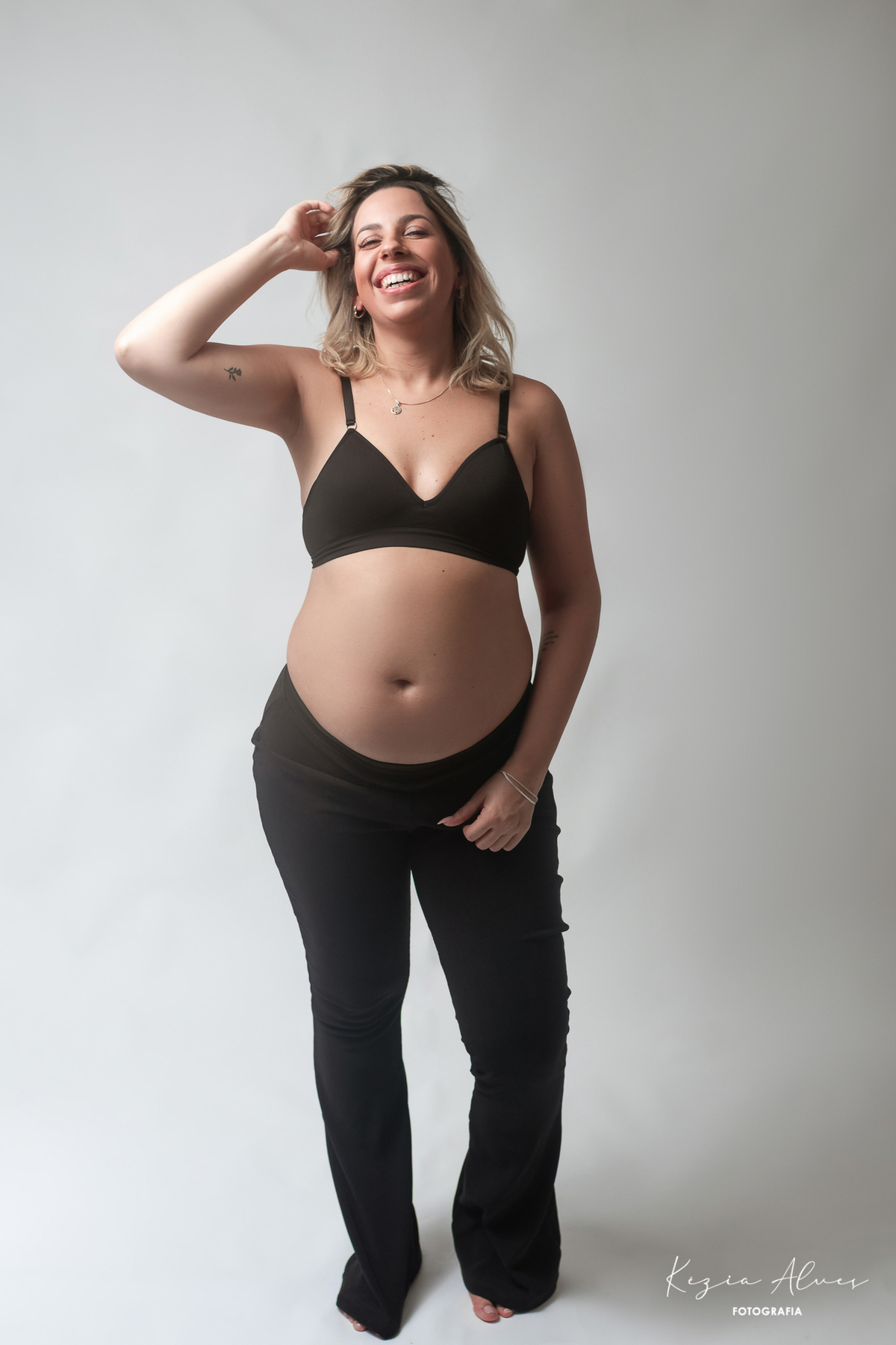 Lorena à espera de Pedro