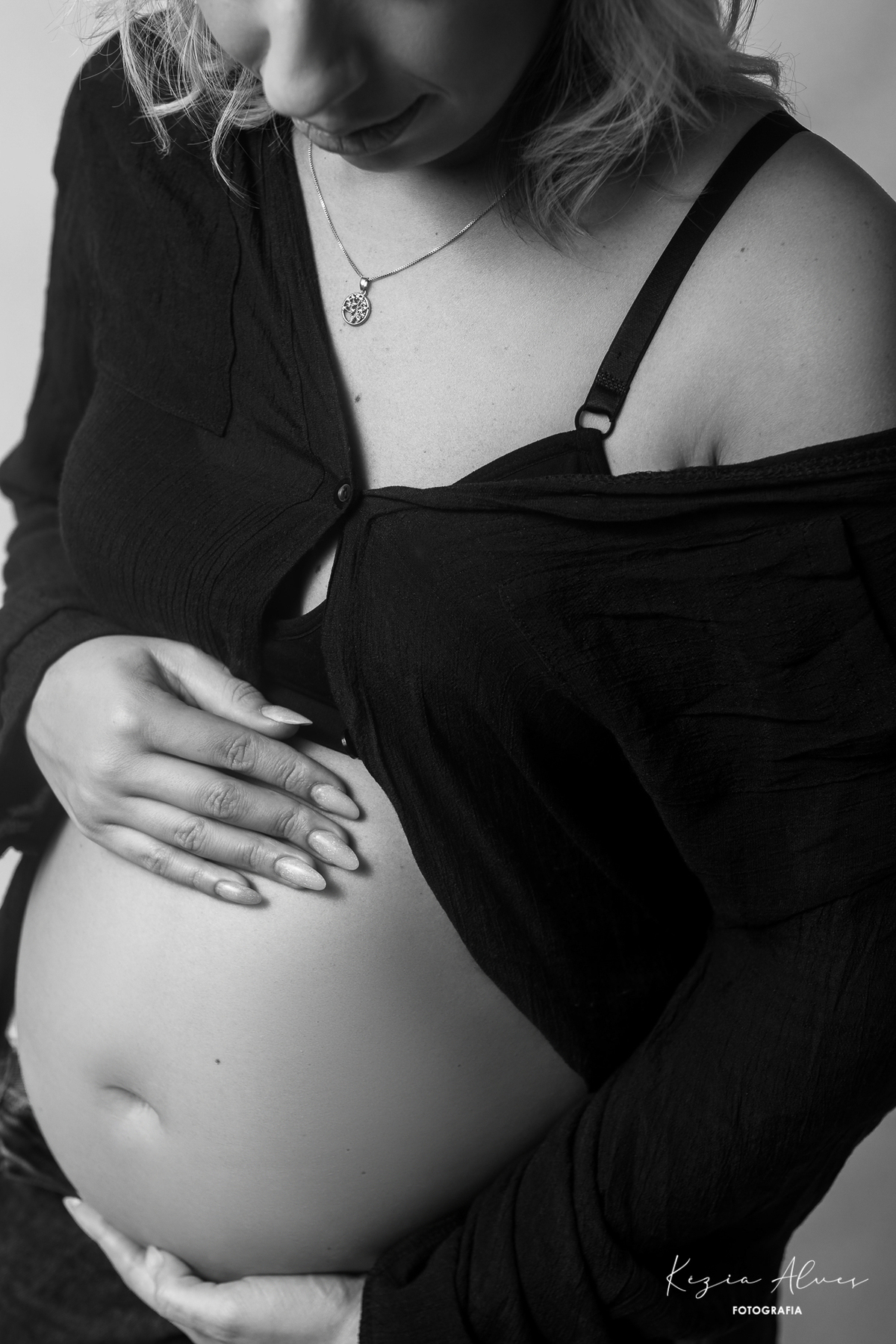 Lorena à espera de Pedro