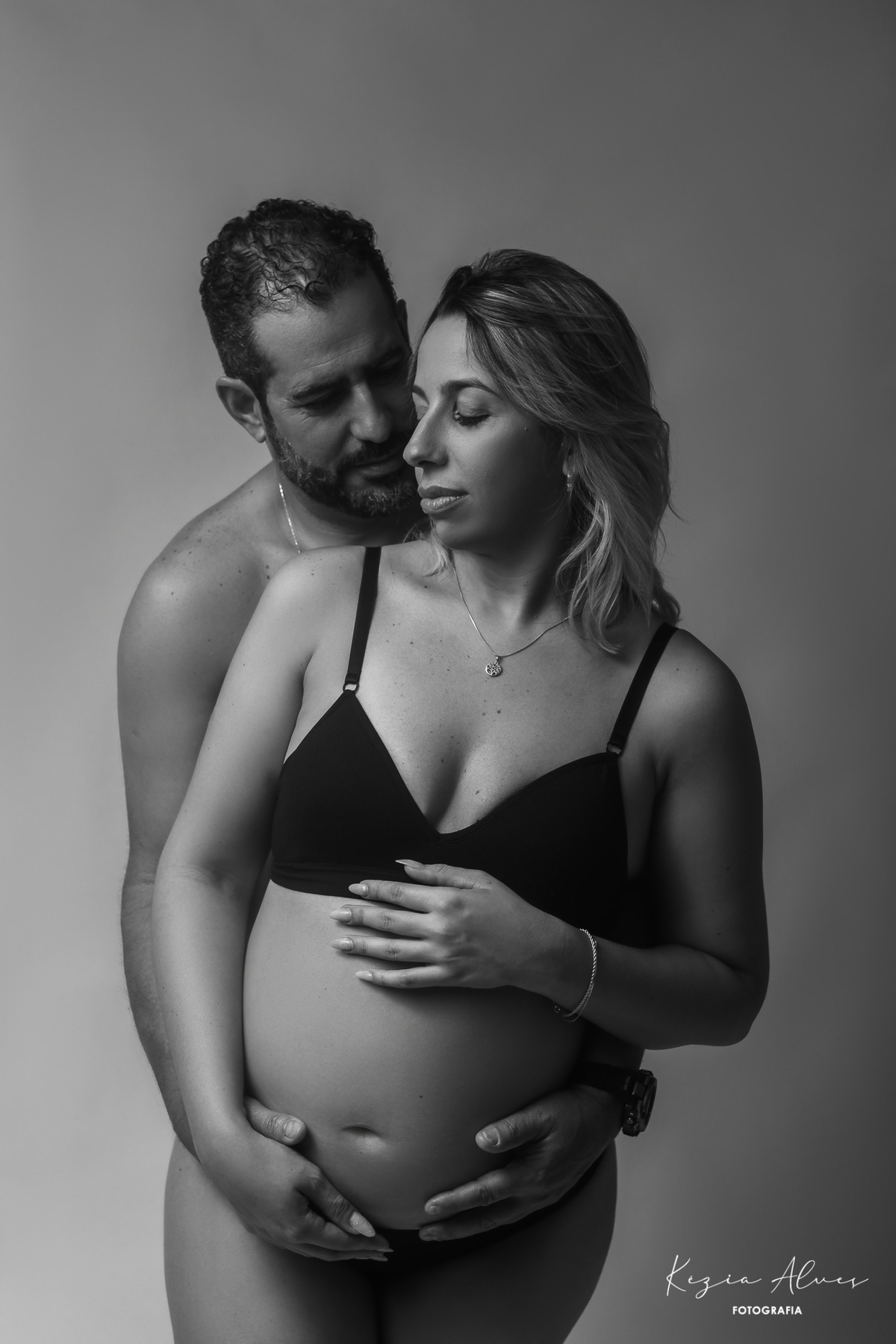 Lorena à espera de Pedro