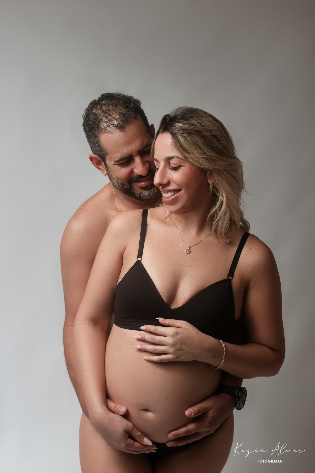 Lorena à espera de Pedro