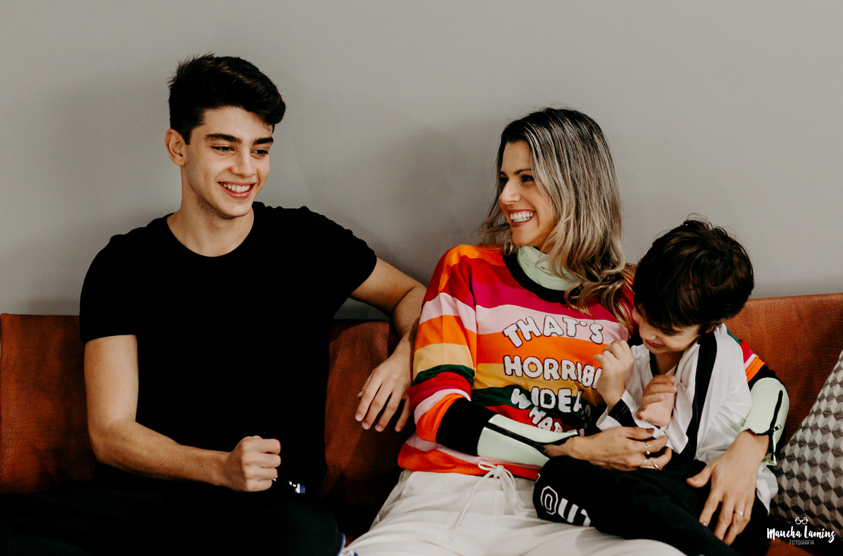 ensaio fotográfico, ensaio de família ,fotografia de família ,ensaio, dia das mães, fotografia, ensaio, família mães e filhos, cruzeiro-sp, lavrinhas-sp, lorena-sp, decoração de eventos, dj, cerimonialista.