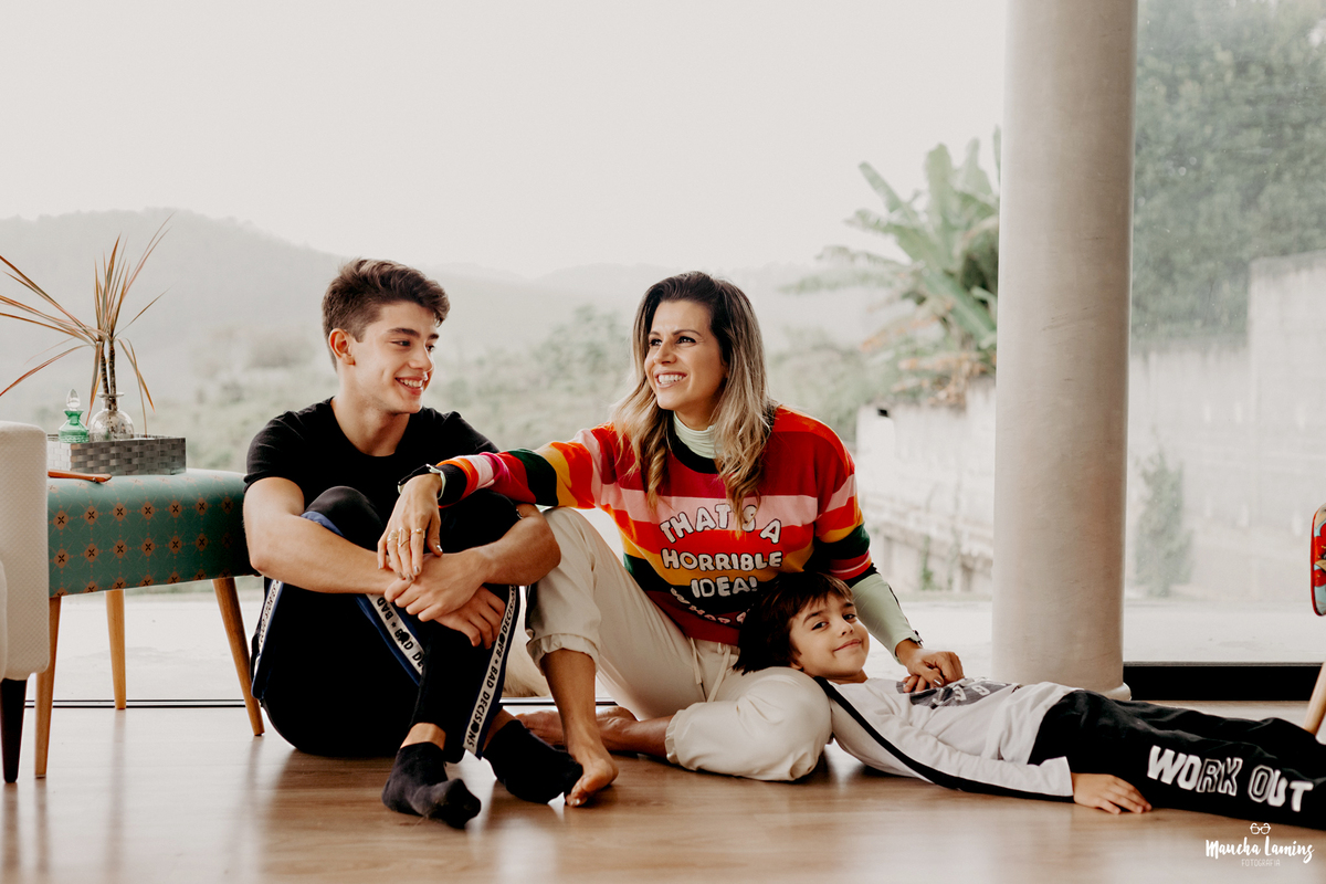ensaio fotográfico, ensaio de família ,fotografia de família ,ensaio, dia das mães, fotografia, ensaio, família mães e filhos, cruzeiro-sp, lavrinhas-sp, lorena-sp, decoração de eventos, dj, cerimonialista.