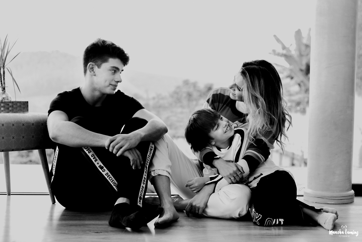 ensaio fotográfico, ensaio de família ,fotografia de família ,ensaio, dia das mães, fotografia, ensaio, família mães e filhos, cruzeiro-sp, lavrinhas-sp, lorena-sp, decoração de eventos, dj, cerimonialista.