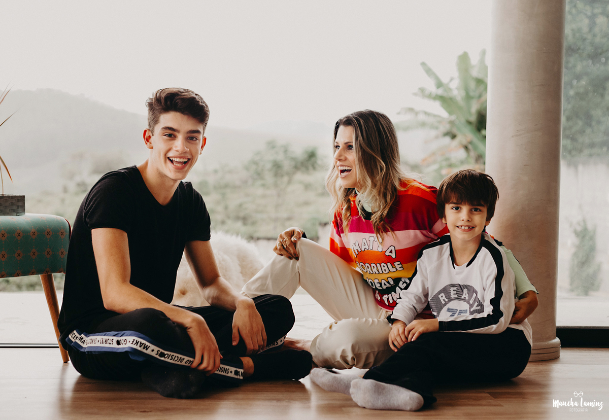 ensaio fotográfico, ensaio de família ,fotografia de família ,ensaio, dia das mães, fotografia, ensaio, família mães e filhos, cruzeiro-sp, lavrinhas-sp, lorena-sp, decoração de eventos, dj, cerimonialista.