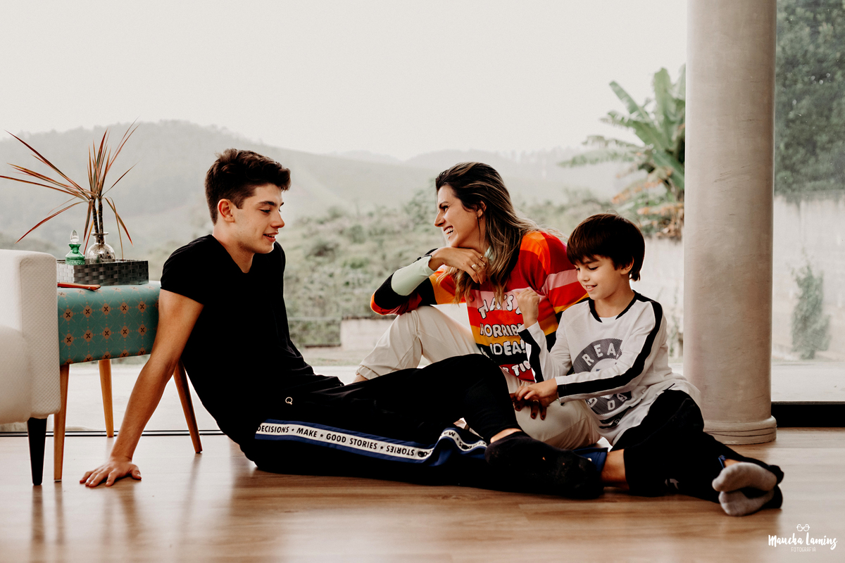ensaio fotográfico, ensaio de família ,fotografia de família ,ensaio, dia das mães, fotografia, ensaio, família mães e filhos, cruzeiro-sp, lavrinhas-sp, lorena-sp, decoração de eventos, dj, cerimonialista.