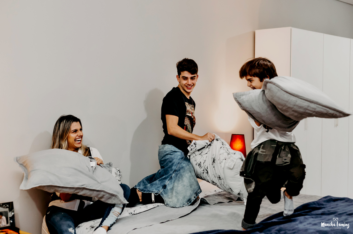 ensaio fotográfico, ensaio de família ,fotografia de família ,ensaio, dia das mães, fotografia, ensaio, família mães e filhos, cruzeiro-sp, lavrinhas-sp, lorena-sp, decoração de eventos, dj, cerimonialista.