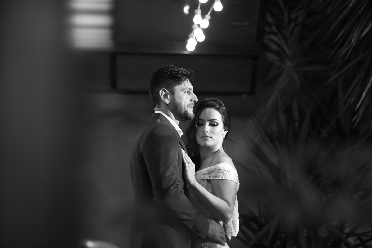 foto de noiva em preto e branco