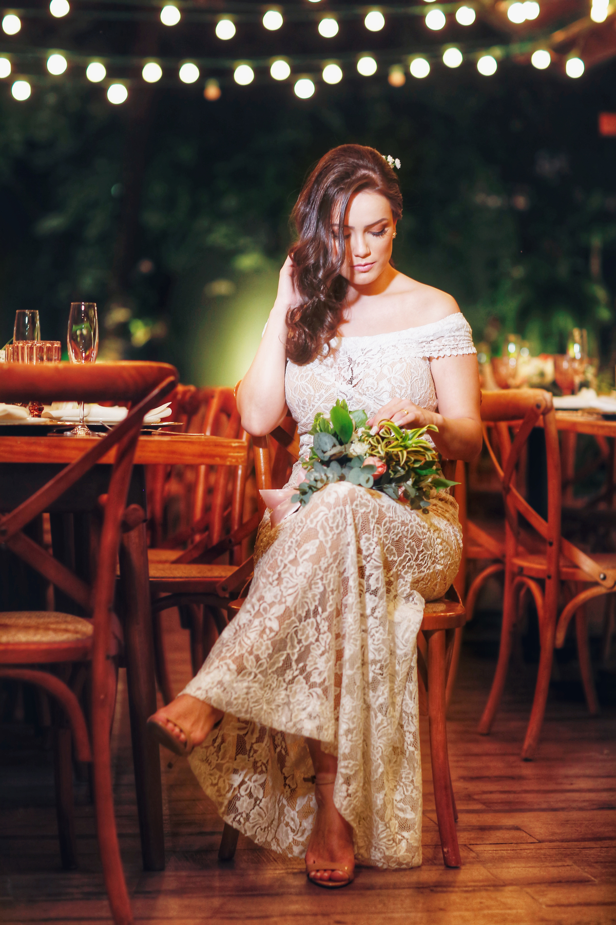 inesquecível casamento com noiva chique e decoração de casamento linda 