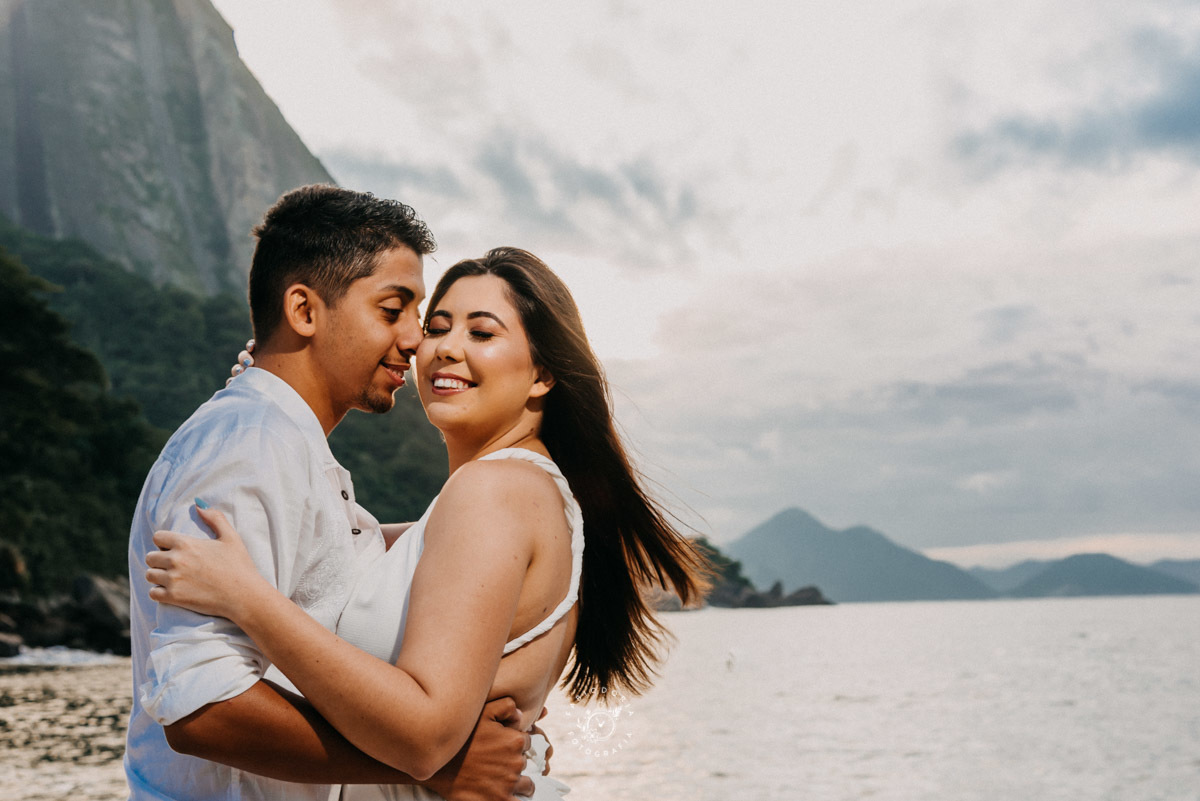 ensaio casal pré wedding | Fabio Doria, 3 Esferas melhor fotógrafo e vídeo do Rio de janeiro praia vermelha, urca. pão de açúcar