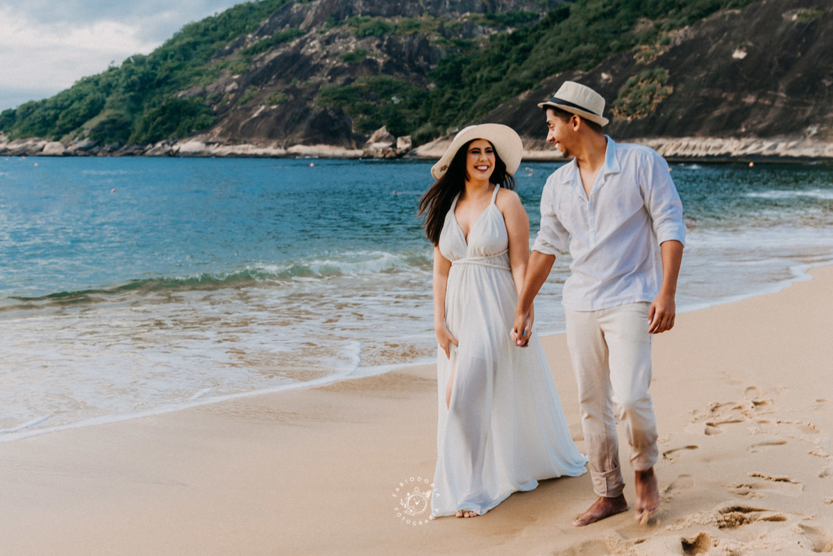 ensaio casal pré wedding | Fabio Doria, 3 Esferas melhor fotógrafo e vídeo do Rio de janeiro praia vermelha, urca. 