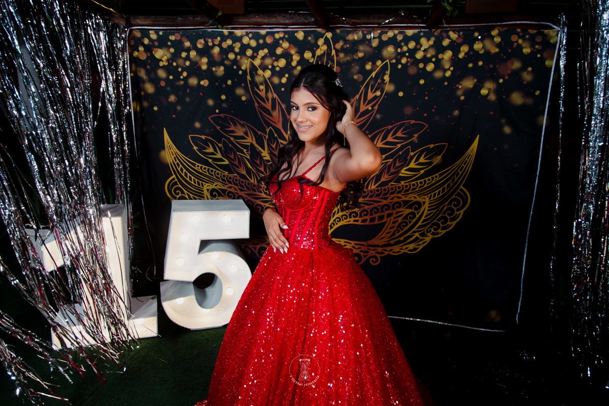 pose aniversário de 15 anos salão Sítio Mil Maravilhas Campo Grande Santíssimo melhor fotógrafo e cinegrafista do Rio de Janeiro Fabio Doria 