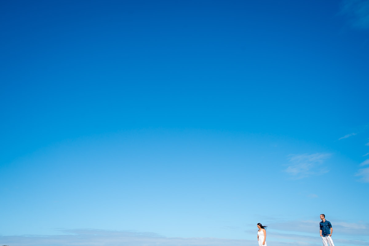 foto de casal ensaio na praia