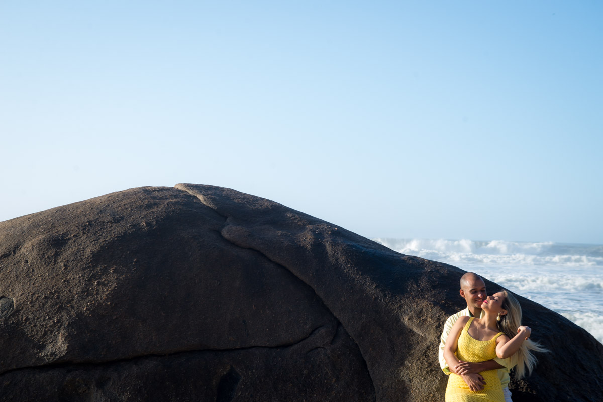 ensaio externo de casal ao ar livre